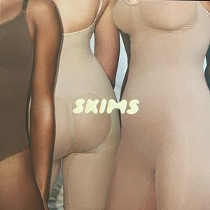 SKIMS Seamless Sculpt Bodysuit Brief w/ Snaps Onyx